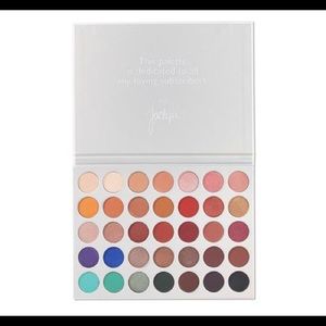 The Jaclyn Hill Palette